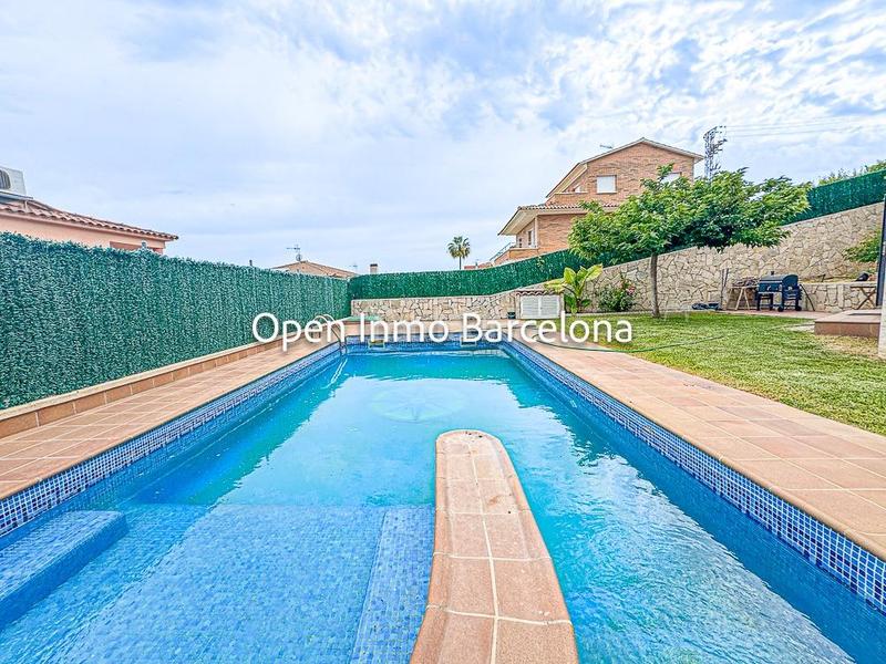 Foto c4dcf4ef-447e-4973-b0fc-a16c08b27512. Casa  en venta zona bonanova en Ciutat jardí Bonanova Calafell