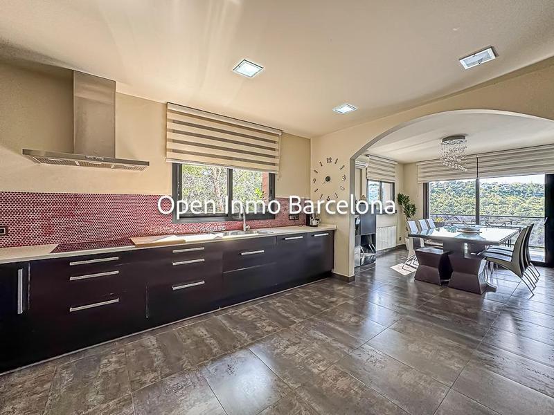 Foto 23a9928b-10a5-45de-9149-336aa38ec730. Maison avec chauffage piscine dans Canyelles