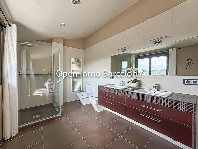 Foto 6fa36703-83ed-4532-aa76-8a02f369f522. Maison avec chauffage piscine dans Canyelles