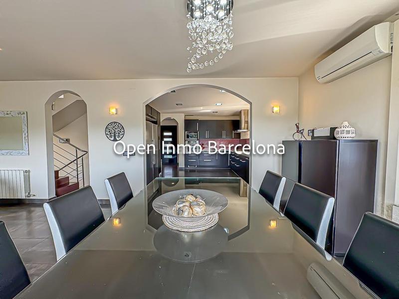 Foto da5be00d-afa3-41e7-b202-3742973f24e7. Maison avec chauffage piscine dans Canyelles