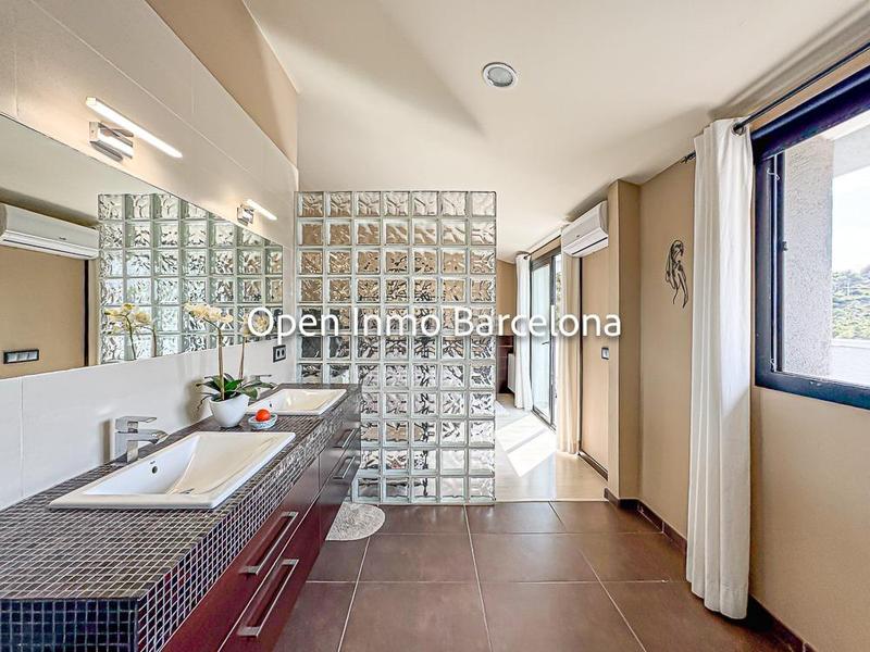 Foto ff669a44-2c55-4db3-91ee-2b906d3ad6c6. Maison avec chauffage piscine dans Canyelles