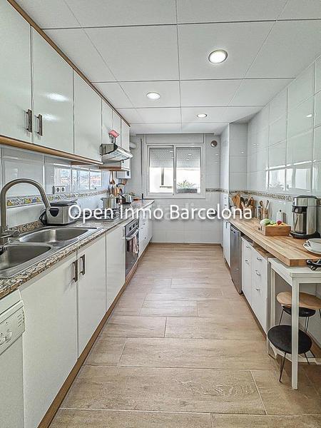 Foto 59c33904-62b7-4767-8c89-77f3b8f690d0. Àtic amb calefacció aparcament a Santa Maria-l´Eixample-Sud Sumella Cubelles