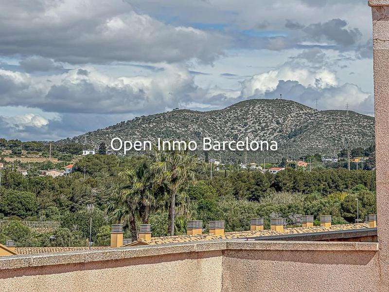 Foto a368b0a5-1b6c-46d4-89de-d46b097f15a4. Ático espectacular atico con 120 m terraza en Santa Maria-l´Eixample-Sud Sumella Cubelles