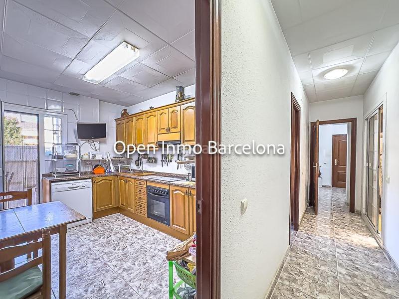 Foto f2c970bd-7690-48bd-8394-ac50dc98d29a. Piso  en planta baja con terraza en sud sumella en Cubelles