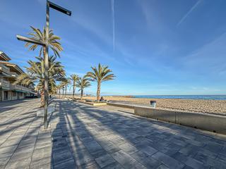 Appartement à Maritim. Pisito en cubelles a 15 m del paseo marítimo