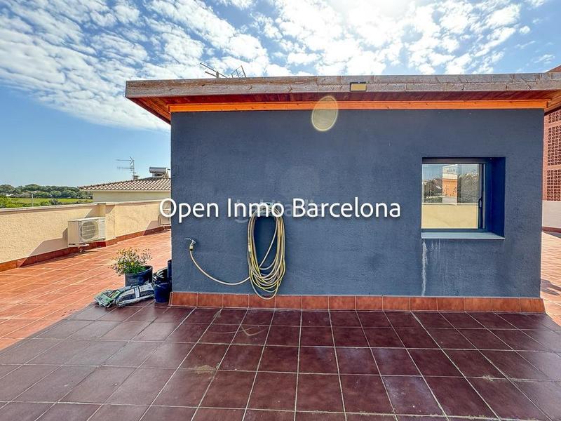 Foto 1ad7d553-734f-4221-9faa-8fa0d1989a3b. Casa exclusiva villa de gran lujo en Santa Maria-l´Eixample-Sud Sumella Cubelles