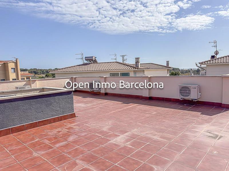 Foto 2a7fd181-16fc-43da-a348-908171ff7ef0. Casa exclusiva villa de gran lujo en Santa Maria-l´Eixample-Sud Sumella Cubelles