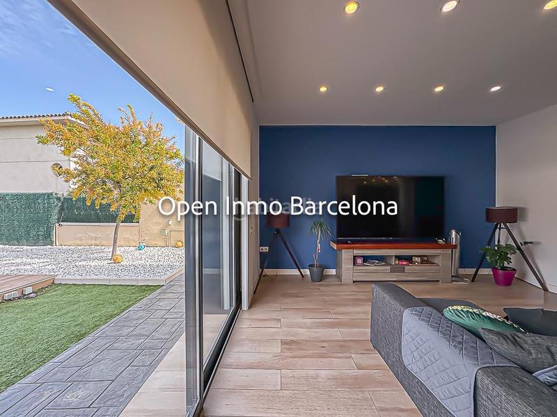 Foto ad0c6f94-b5f4-444c-bfc6-23c40b7a2895. Casa exclusiva villa de gran lujo en Santa Maria-l´Eixample-Sud Sumella Cubelles