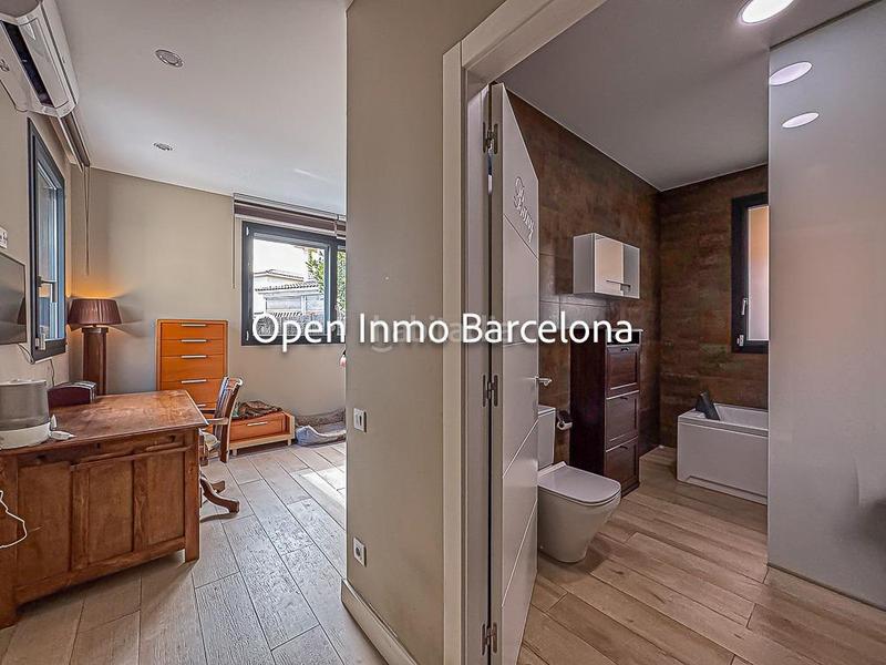 Foto b3ec8aa2-832f-455c-a766-f2edf67f8a92. Casa exclusiva villa de gran lujo en Santa Maria-l´Eixample-Sud Sumella Cubelles
