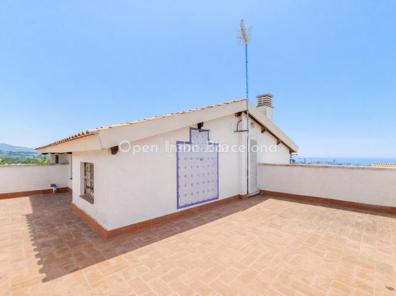 Foto 1c596dce-6139-4e9f-8b2b-f08369665a53. Casa con parcheggio piscina in Vallpineda-Santa Bàrbara Sitges