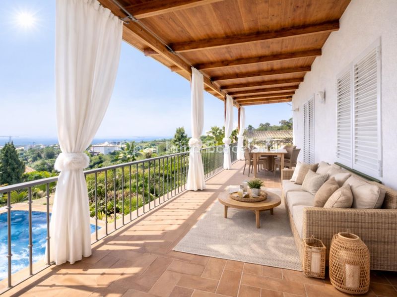 Foto a5c28f5e-1b1e-4e38-9d47-dda23e441e9e. Casa con parcheggio piscina in Vallpineda-Santa Bàrbara Sitges