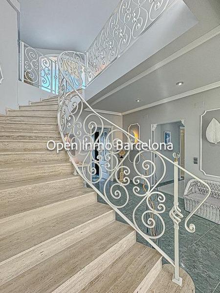 Foto 14b3e048-c6d6-4e99-9ca9-850e3652e3af. Casa villa de lujo con parcela de 3200 metros en Olivella
