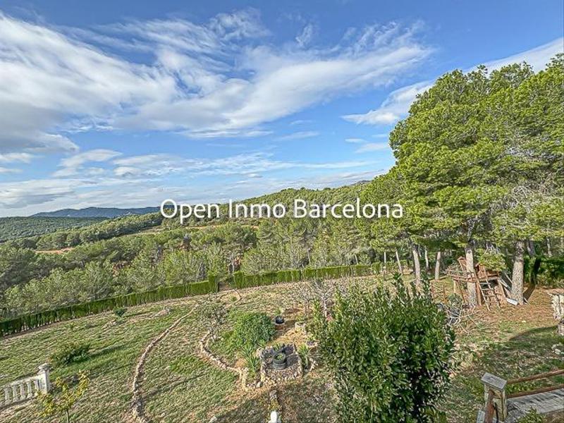 Foto 1cfe18ea-ad33-4897-8da5-89ebbb9c0f6f. Casa villa de lujo con parcela de 3200 metros en Olivella