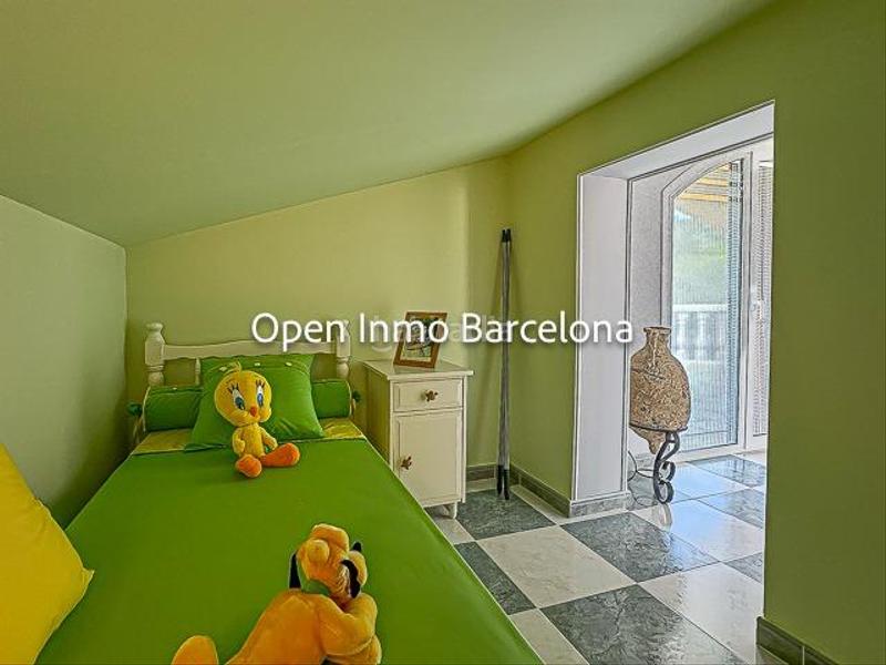 Foto 433c19d5-4c85-4ee5-a77a-599c989fb4c2. Casa villa de lujo con parcela de 3200 metros en Olivella