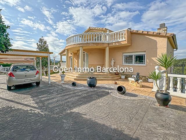 Foto 68927419-5a8f-4bb7-88e5-50a1a22f651f. Casa amb calefacció aparcament a Olivella
