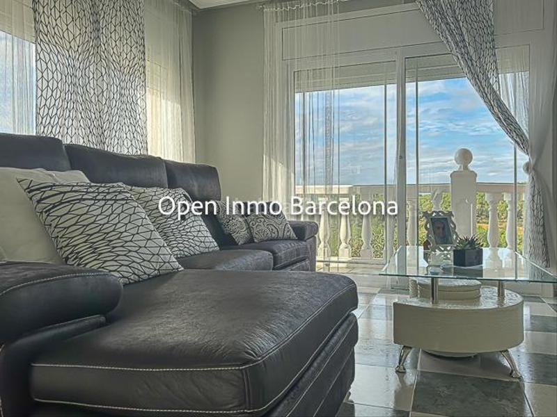 Foto 6b3cd26d-d044-4950-beff-cfda93b49544. Casa villa de lujo con parcela de 3200 metros en Olivella