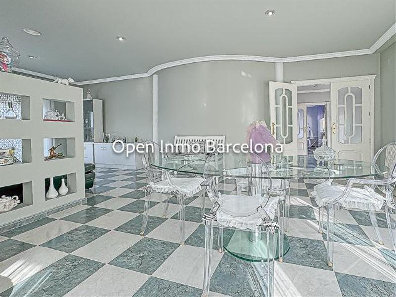 Foto 755677d4-7def-490b-8423-bb1d9d88d7ad. Casa villa de lujo con parcela de 3200 metros en Olivella
