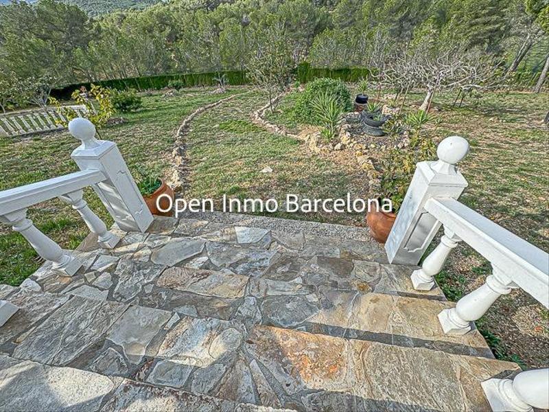 Foto 826d2fce-0fd5-4fdc-b659-32878e4c3d72. Casa villa de lujo con parcela de 3200 metros en Olivella