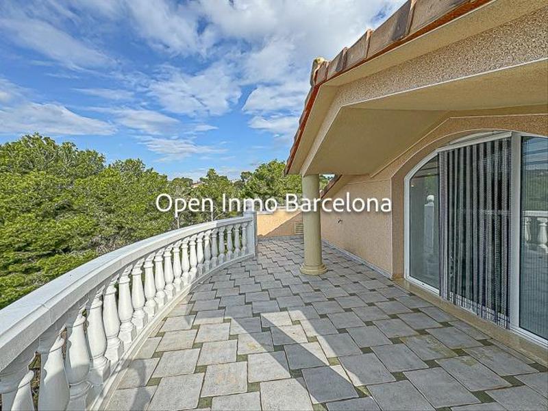 Foto 973af210-9d2c-4ea0-9377-378790f94591. Casa villa de lujo con parcela de 3200 metros en Olivella