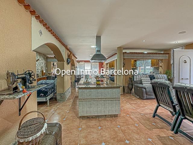 Foto a04072d3-37eb-4cf1-9746-572eb51c1349. Casa amb calefacció aparcament a Olivella