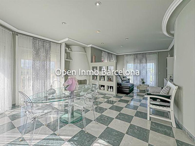 Foto c6221a14-5737-4b3b-934c-7d68b90d285b. Casa villa de lujo con parcela de 3200 metros en Olivella