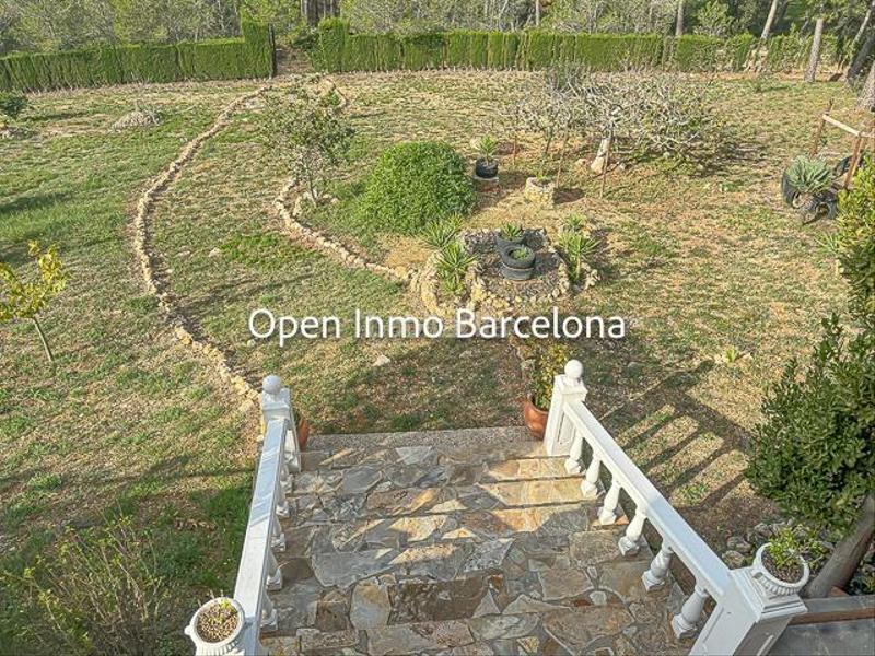 Foto c66f9b20-ead2-4aaa-91c7-8db2cd0cdfa9. Casa villa de lujo con parcela de 3200 metros en Olivella