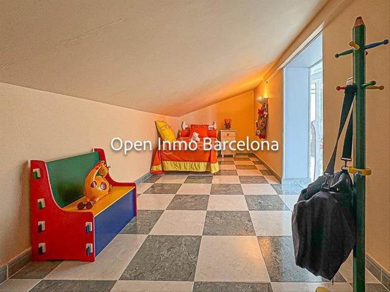 Foto c9cff85c-8473-45bc-93e3-3eaa7cf6d024. Casa villa de lujo con parcela de 3200 metros en Olivella