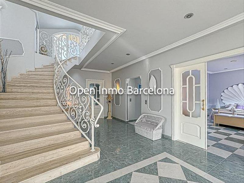 Foto c9e1ca6a-7927-4f2e-93ce-4e64da55117e. Casa villa de lujo con parcela de 3200 metros en Olivella