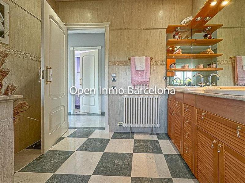 Foto d08c8376-7a52-415e-8b42-8f83b945cd61. Casa villa de lujo con parcela de 3200 metros en Olivella