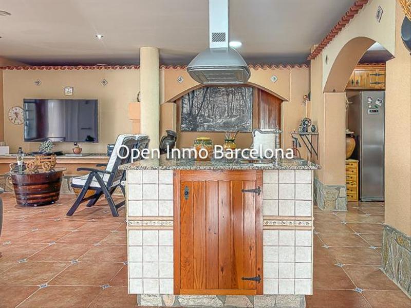 Foto d7e80406-70b8-4289-8e9b-4da147785e75. Casa villa de lujo con parcela de 3200 metros en Olivella
