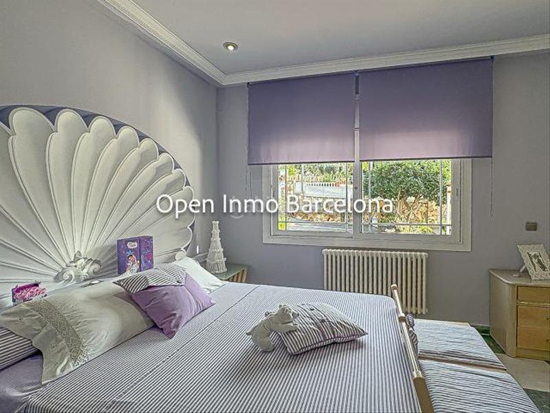 Foto df84c2c5-7719-43db-9b38-cd6bf877f8e5. Casa villa de lujo con parcela de 3200 metros en Olivella