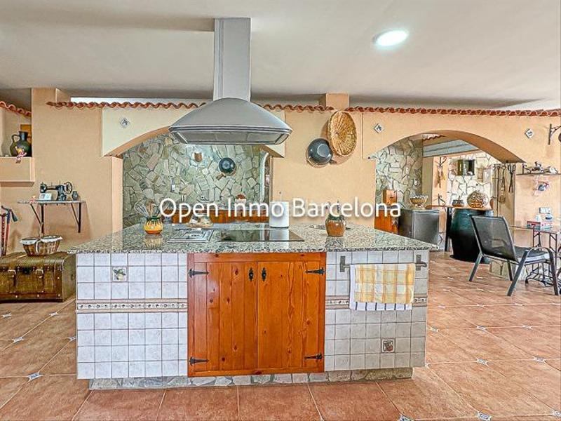 Foto e9d6efe9-ad7b-4f6b-ad79-bfaf66ef0f0b. Casa villa de lujo con parcela de 3200 metros en Olivella