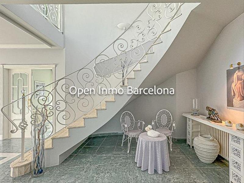 Foto fbb5db3a-6872-4332-988f-67a1f1334b21. Casa villa de lujo con parcela de 3200 metros en Olivella