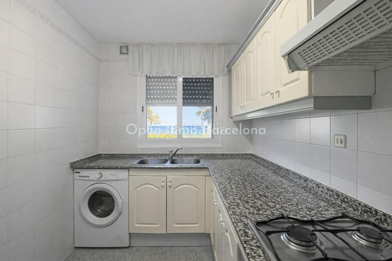 Foto 6c25fa6a-e0fe-49e9-96e1-b612e67c2dbe. Casa amb aparcament a Prat de Vilanova Vilanova i la Geltrú