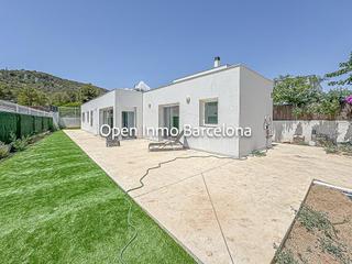 Lloguer Casa a Canyelles. Casa de nueva construcción en una sola planta en nou canyelles