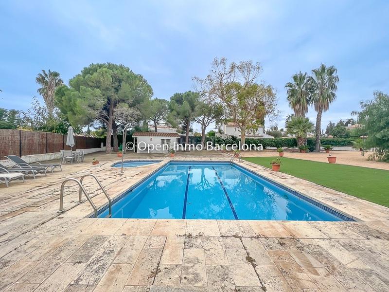 Foto 3dd97b75-e1ac-4079-acbe-b547b97570e4. Terreny residencial a Puig Moltó - Can Macià Sant Pere de Ribes