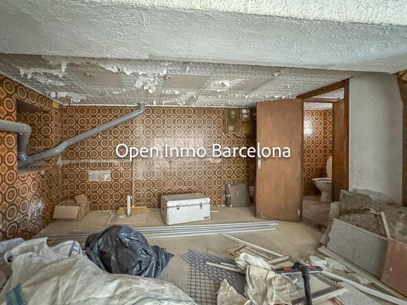 Foto 9cb31538-14b3-46ec-bfc2-f069e13be374. Geschäftsraum in Canyelles