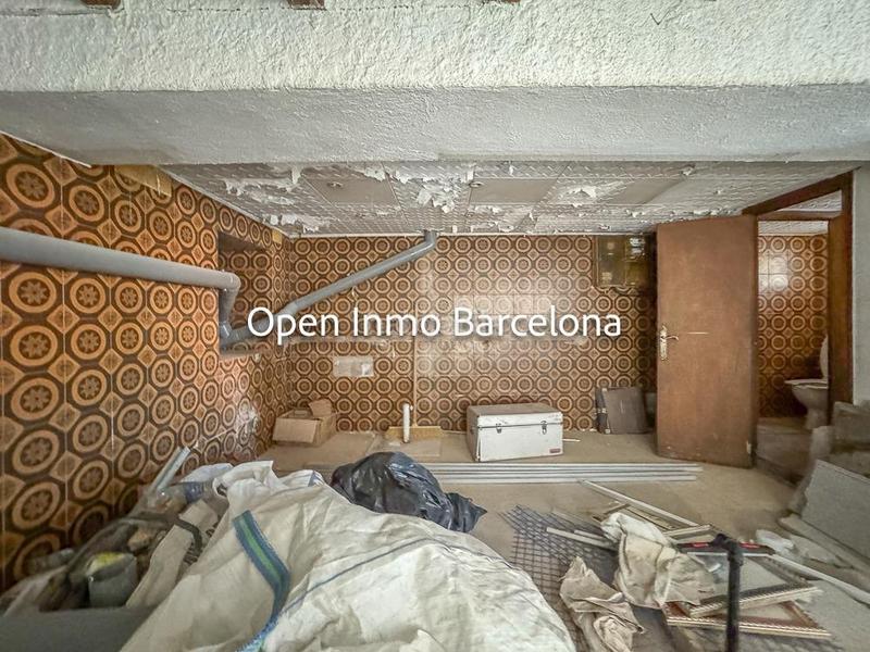 Foto a71b4db0-7d69-4144-8521-c1dfb6085de5. Geschäftsraum in Canyelles