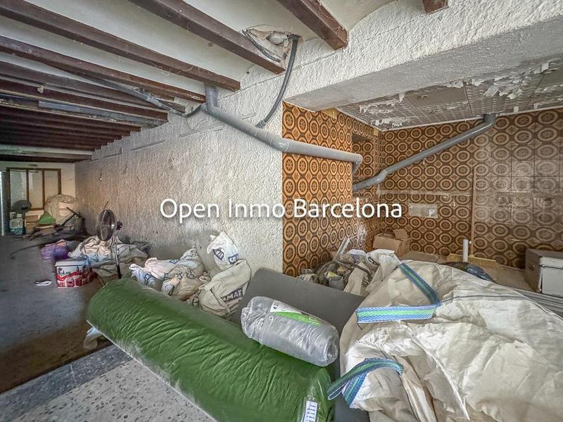 Foto ccc348fd-e899-431e-85a2-d04d4dc7389f. Geschäftsraum in Canyelles