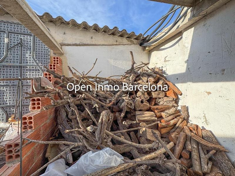 Foto fa1e0798-678b-41cc-b715-6cf616169a67. Geschäftsraum in Canyelles