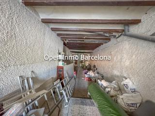 Locale commerciale in Canyelles