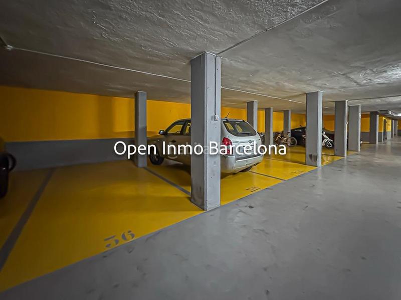Foto 1cacecd3-04bb-4d3b-81a8-7b3c9f6136ea. Lloguer planta baixa amb aparcament a La Plana Sitges