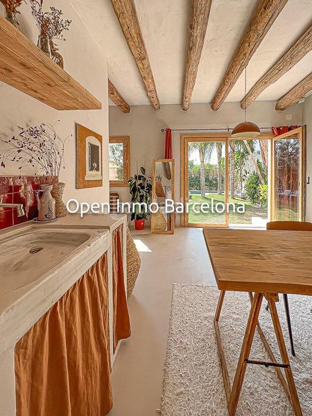 Foto ab3eaf7c-8481-4e08-b682-172ccd25717c. Affitto casale con riscaldamento parcheggio piscina in Sant Pere de Ribes