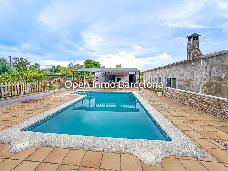 Foto 13a9b557-7fa3-42c4-91a0-984a0079f1e2. Casa amb aparcament piscina a Avinyonet del Penedès
