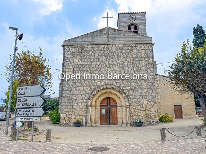 Foto b30634cf-9836-4aba-9712-196f951f3a4d. Casa amb aparcament piscina a Avinyonet del Penedès