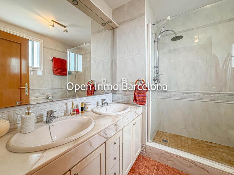 Foto 75e037ee-4c28-4e67-be23-4b0005624a2c. Casa amb calefacció aparcament a Centre Sant Pere de Ribes