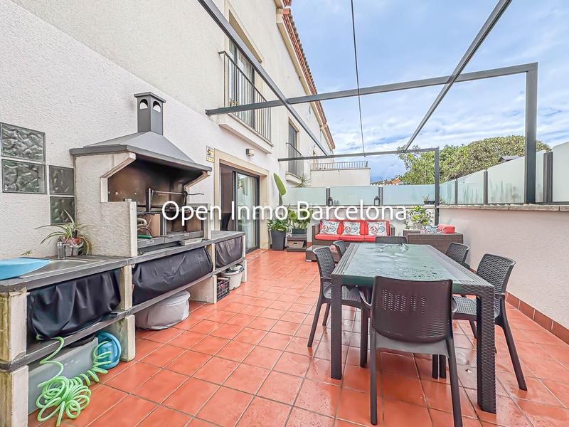 Foto 1ebfe013-f3f1-46fb-a628-86ea84a01de6. Maison jumelée avec chauffage parking piscine dans Centre Sant Pere de Ribes