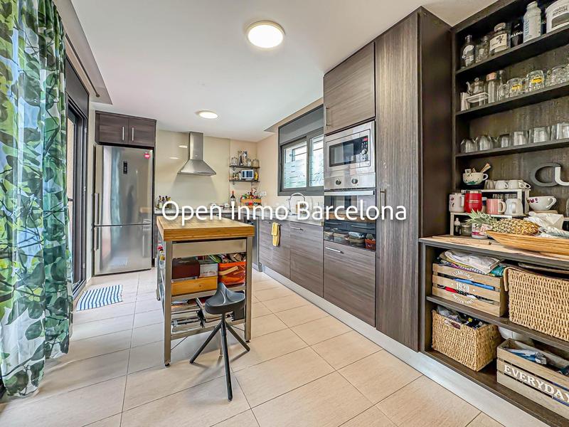 Foto 3b7bcd7b-6ee4-454a-bdae-6a121efb27cb. Maison jumelée avec chauffage parking piscine dans Centre Sant Pere de Ribes