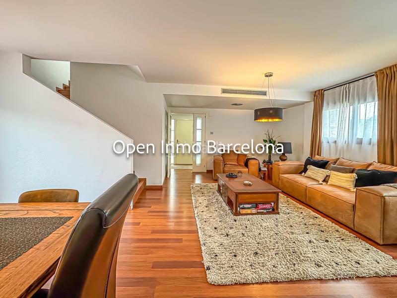 Foto 6f4eafdb-8146-4f21-8b8d-c79360199db6. Maison jumelée avec chauffage parking piscine dans Centre Sant Pere de Ribes