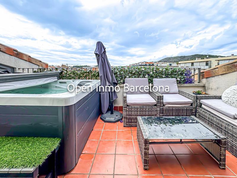 Foto 91b2af44-5d94-401a-ac73-5eb31dfe2f99. Maison jumelée avec chauffage parking piscine dans Centre Sant Pere de Ribes